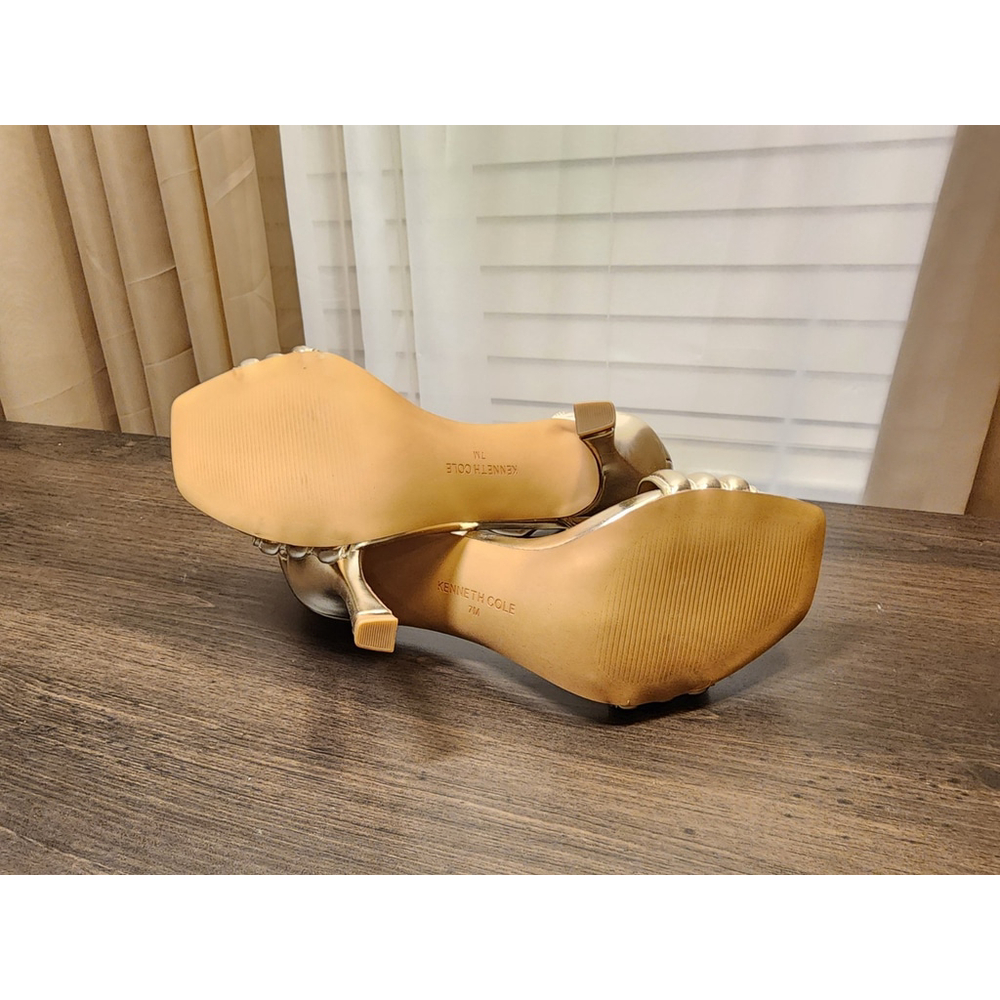 Kenneth Cole Women's Hart Sandals Pumps Stiletto Dress Sandals 7 M Light Gold - Picture 11 of 14
